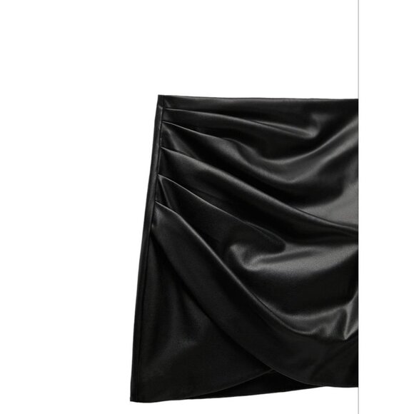 ZARA FAUX LEATHER MINI SKIRT BLACK SIZE XL 2407/322/800 - Picture 4 of 5